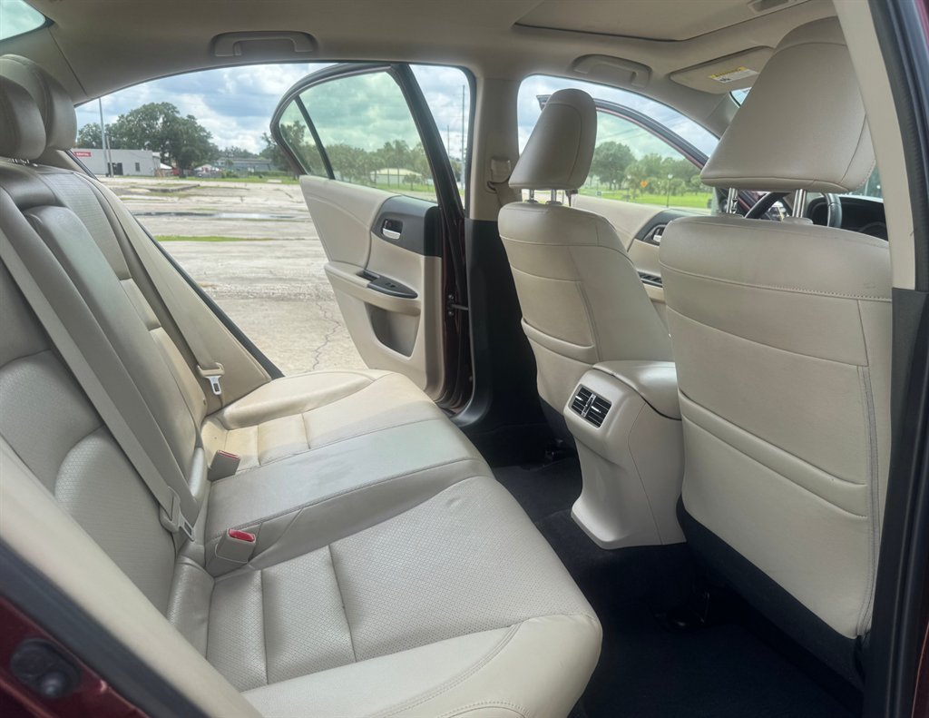 2017 Honda Accord - $17,995