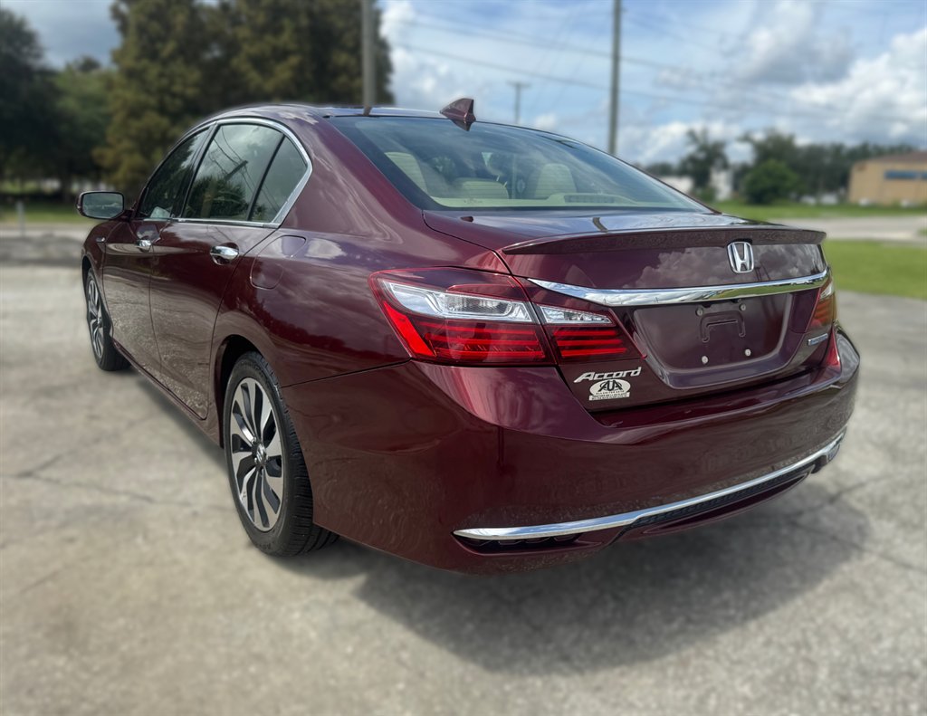 2017 Honda Accord - $17,995
