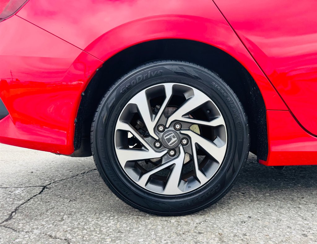2016 Honda Civic - $17,995