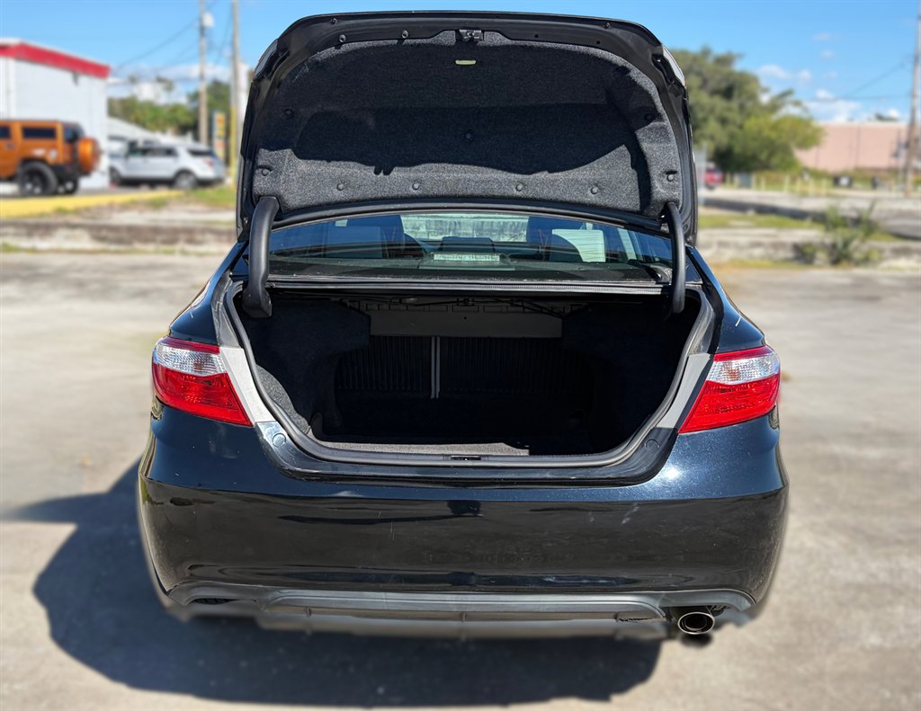 2015 Toyota Camry - $15,995