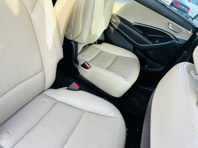 2016 Hyundai Santa Fe - $14,500