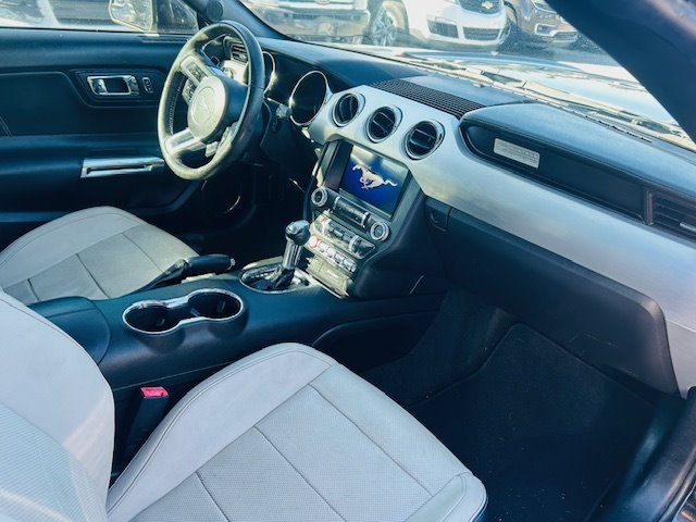 2017 Ford Mustang - $21,900
