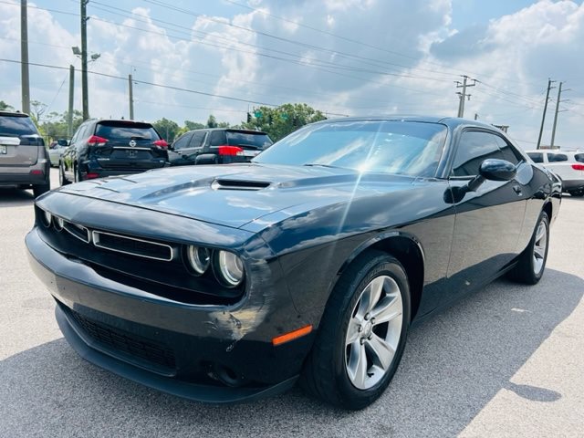 2018 Dodge Challenger SXT photo