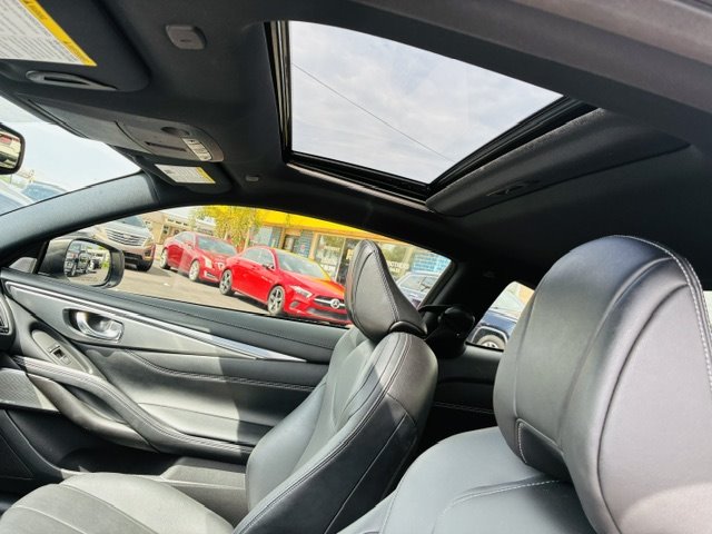 2018 INFINITI Q60 - $18,900