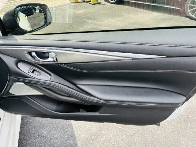 2018 INFINITI Q60 - $18,900