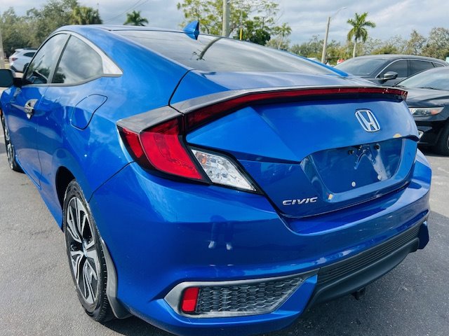 2017 Honda Civic - $13,900