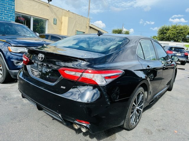 2020 Toyota Camry - $18,900