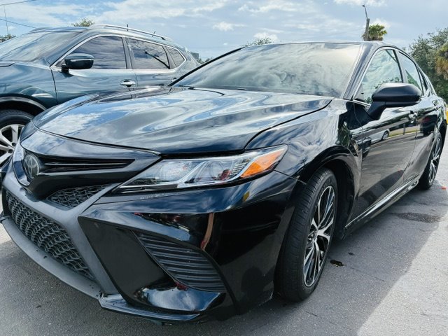 2020 Toyota Camry - $18,900