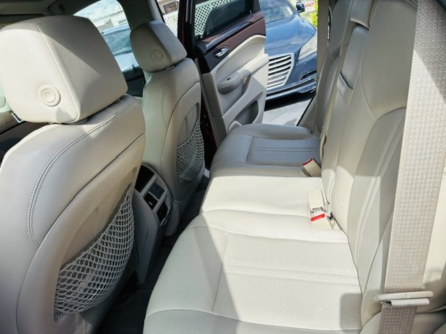 2010 Cadillac SRX - $7,900
