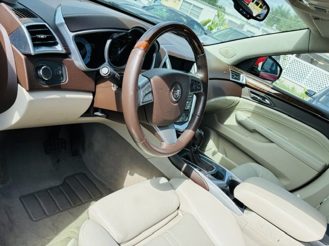 2010 Cadillac SRX - $7,900