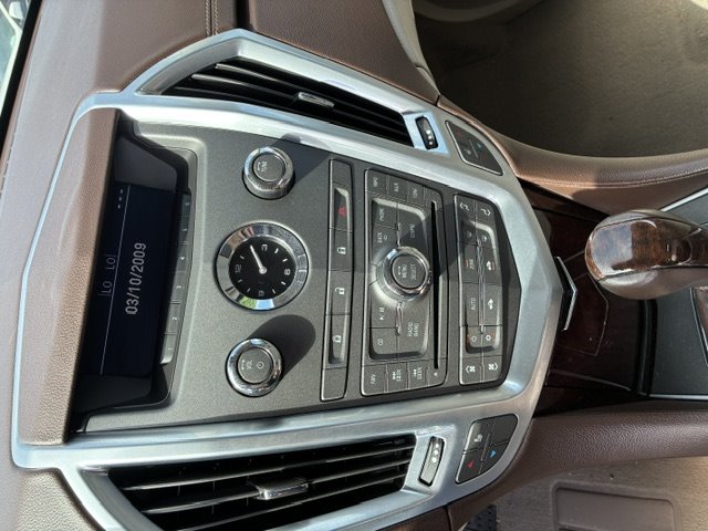 2010 Cadillac SRX - $7,900