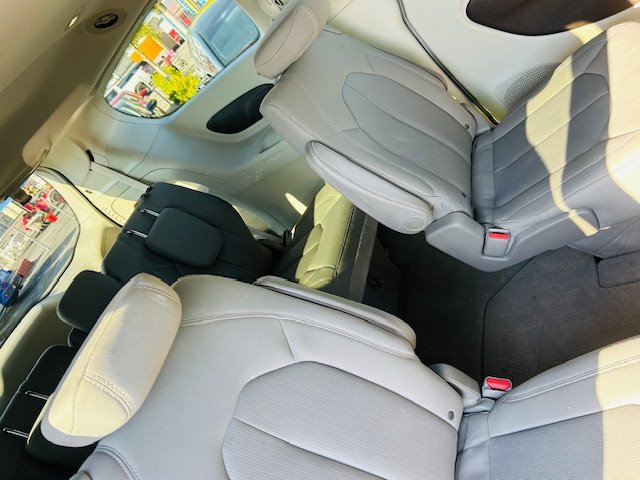 2017 Chrysler Pacifica - $15,900