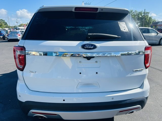 2016 Ford Explorer - $13,500