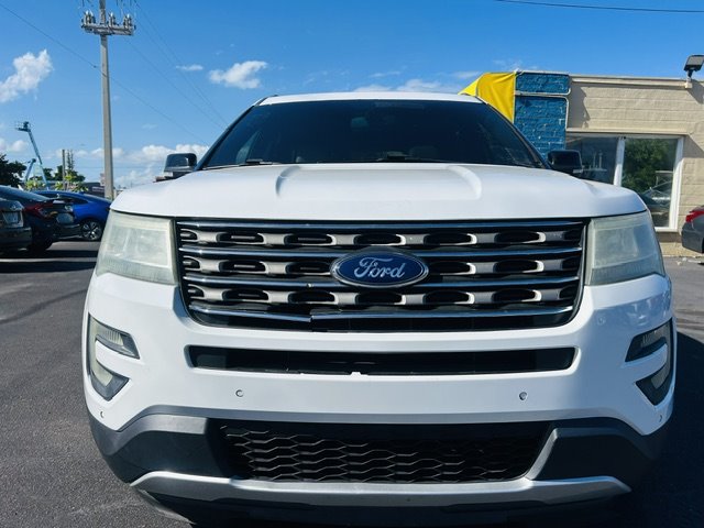 2016 Ford Explorer - $13,500