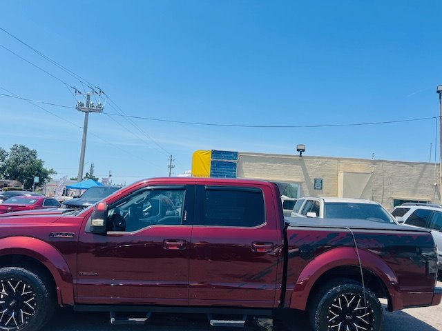 2015 Ford F-150 - $17,900