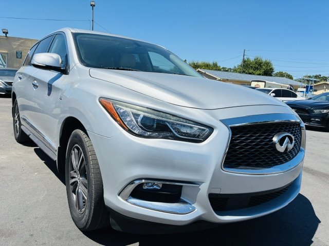 2018 INFINITI QX60 - $18,900