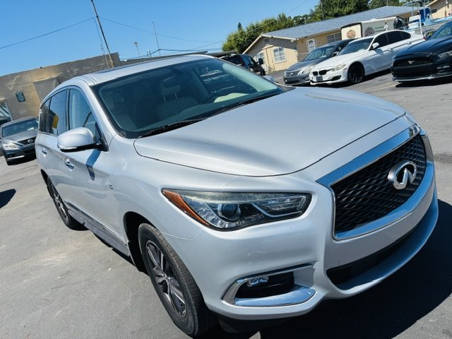 2018 INFINITI QX60 - $18,900