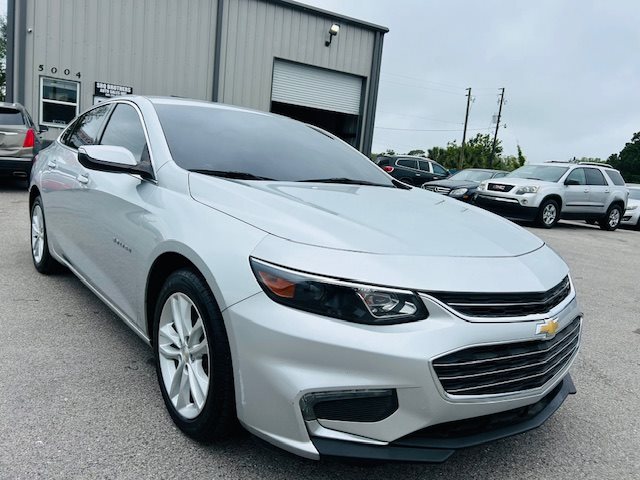 2018 Chevrolet Malibu - $14,900
