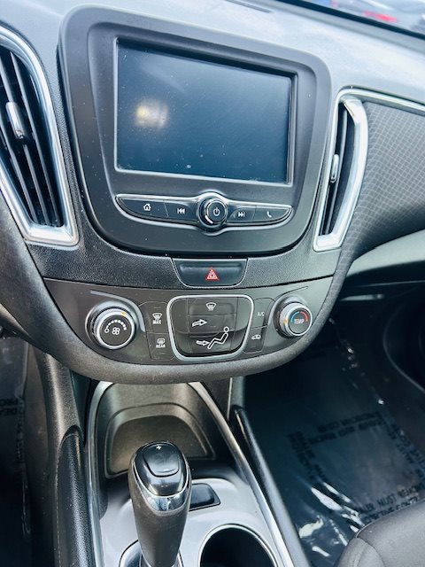 2018 Chevrolet Malibu - $14,900
