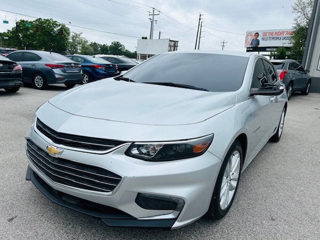 2018 Chevrolet Malibu - $14,900