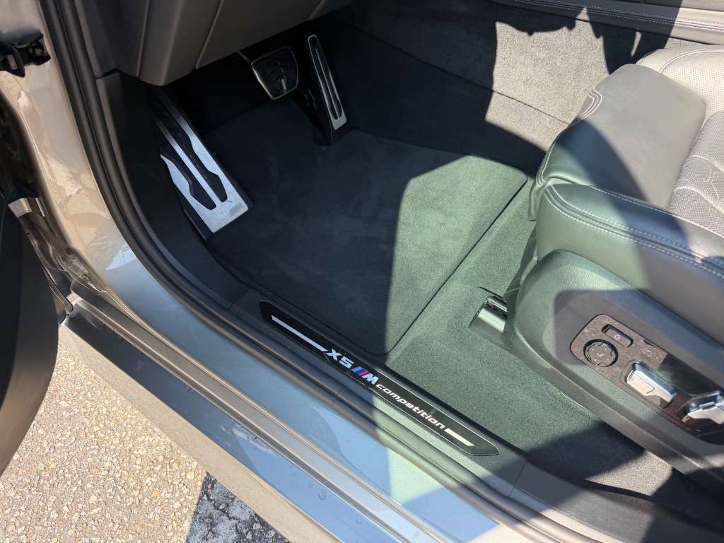 2023 BMW X5 - $79,995