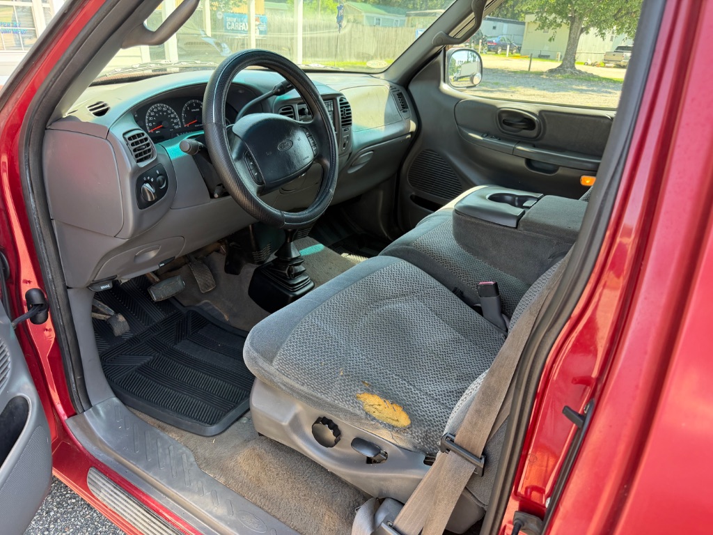 2000 Ford F150 - $4,995