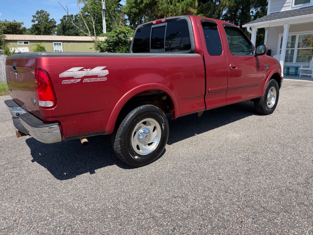 2000 Ford F150 - $4,995