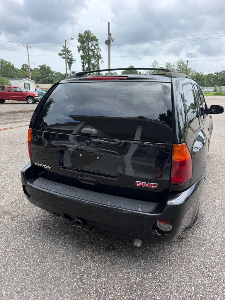 2006 GMC Envoy - $3,999