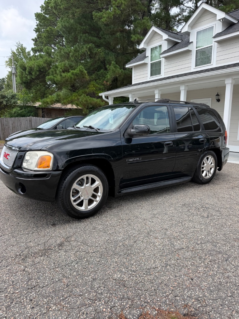 2006 GMC Envoy - $3,999