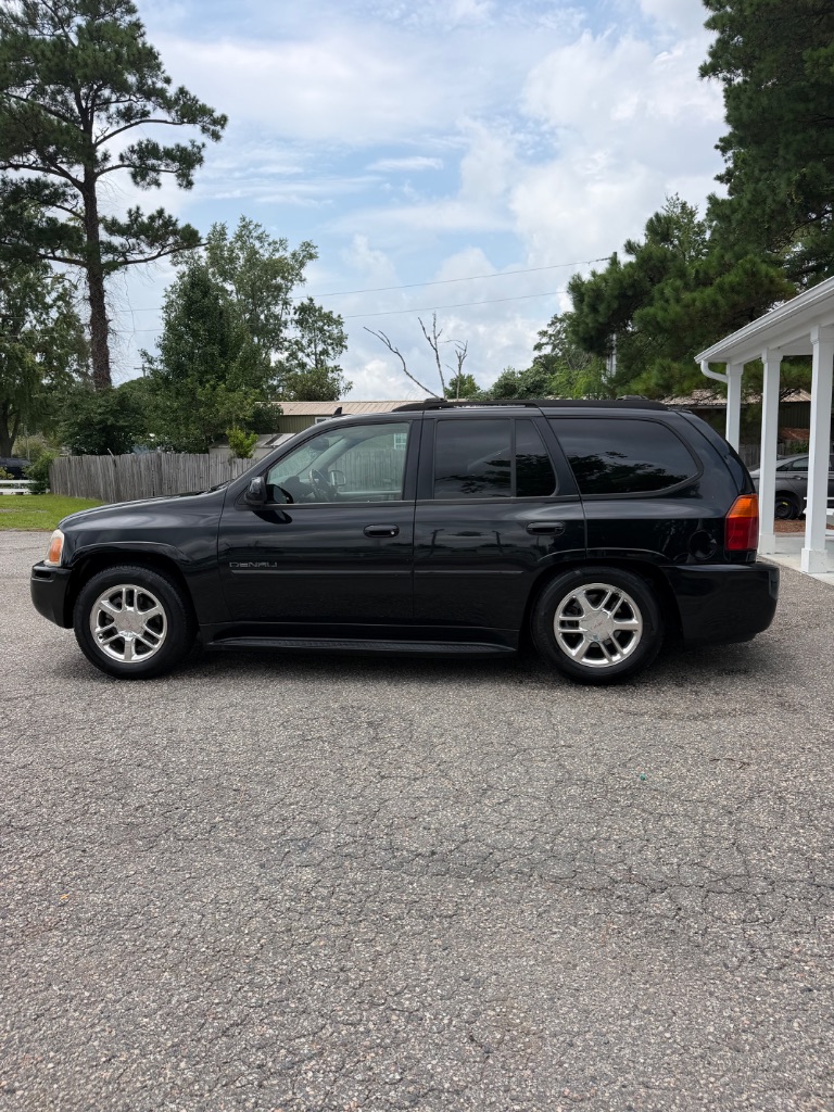 2006 GMC Envoy - $3,999