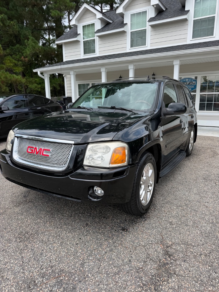 2006 GMC Envoy - $3,999