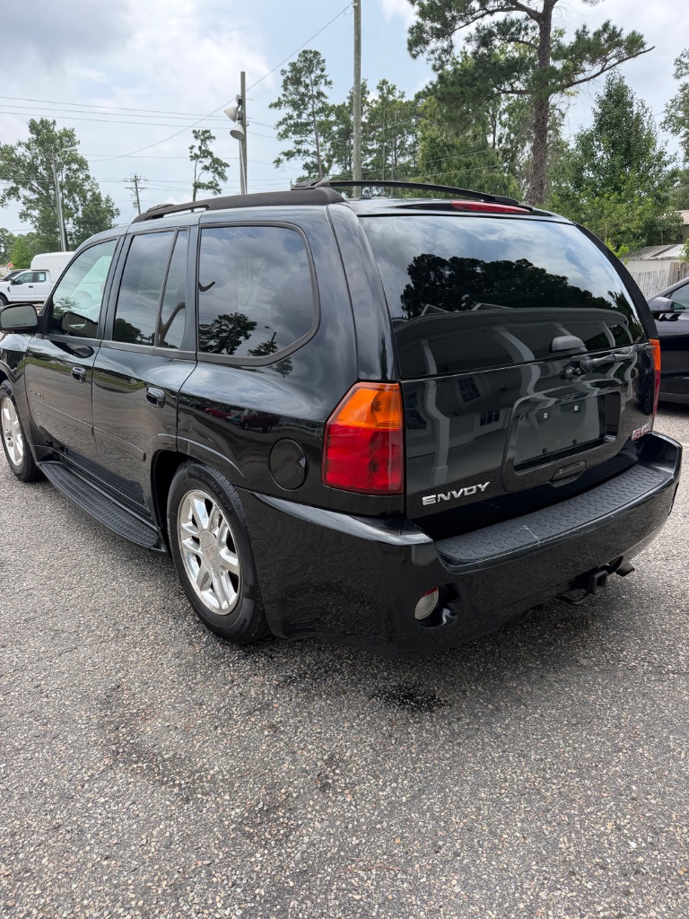 2006 GMC Envoy - $3,999