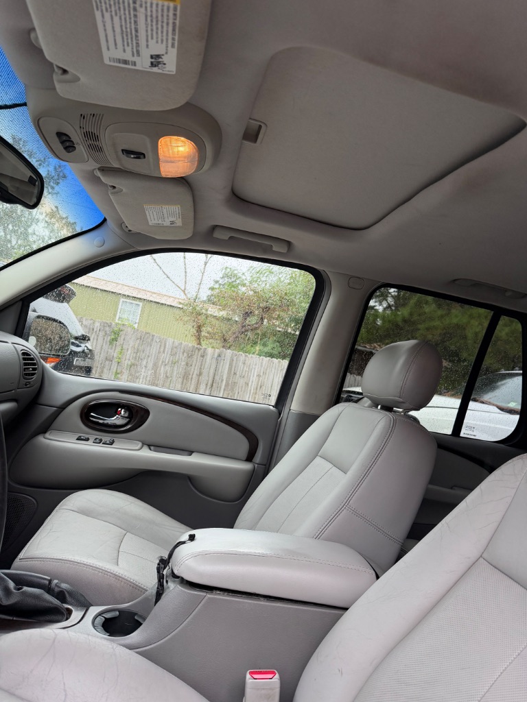 2005 Buick Rainier - $3,245