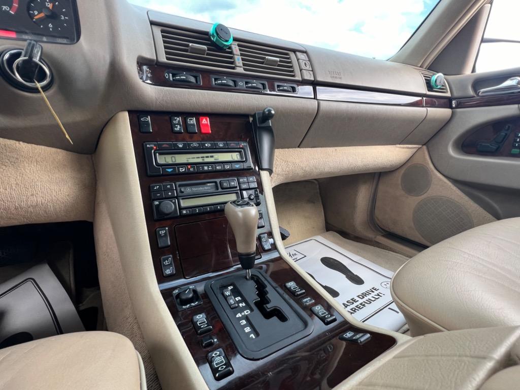 1999 Mercedes-Benz 500