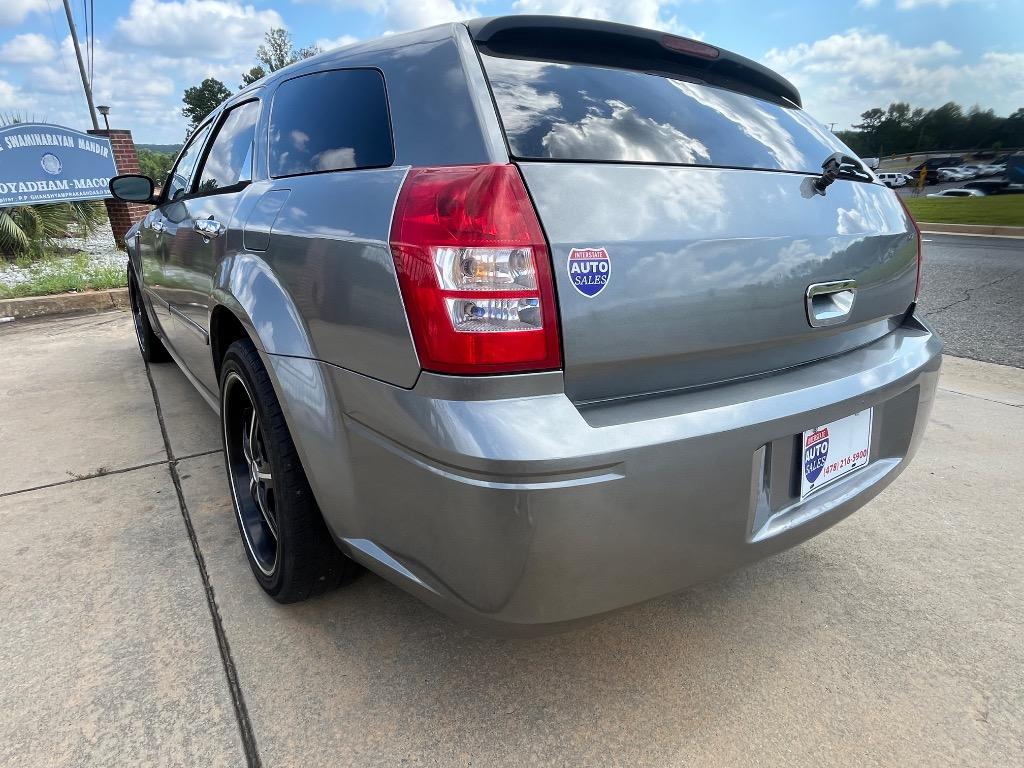 2005 Dodge Magnum
