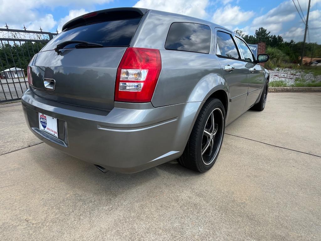 2005 Dodge Magnum