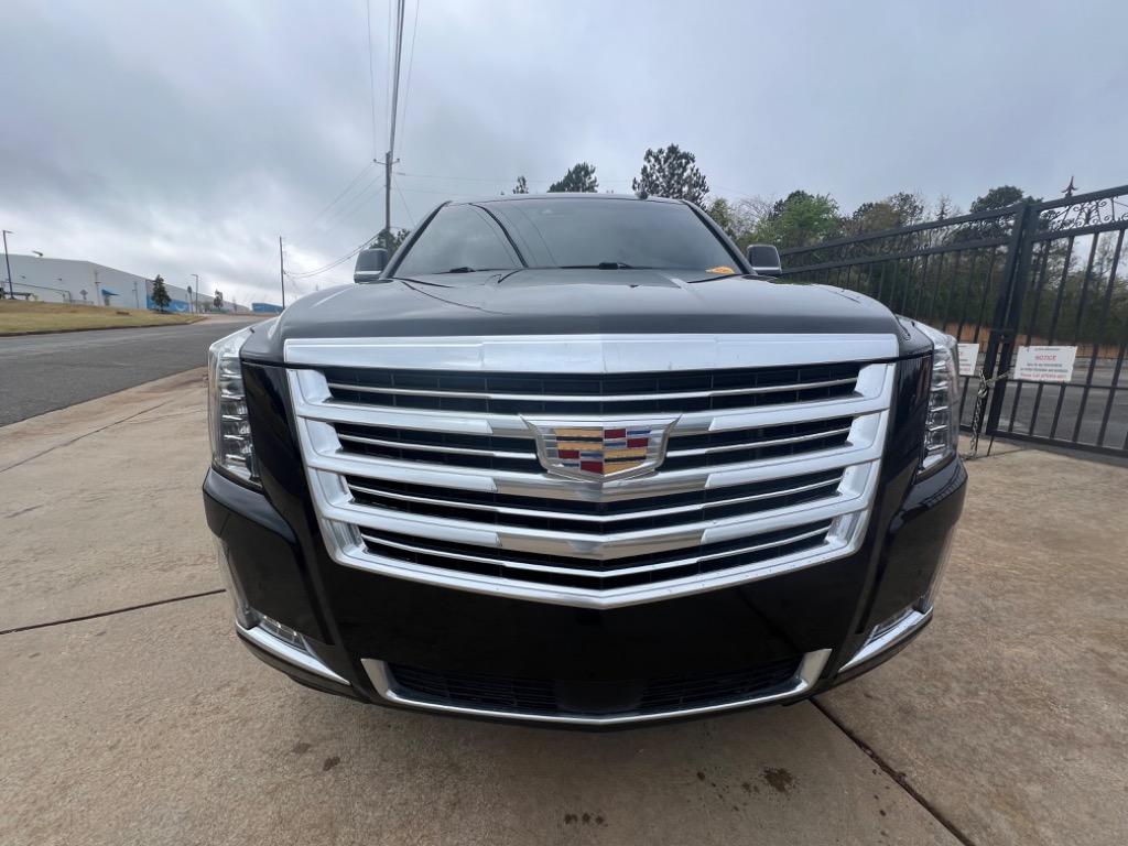 2018 Cadillac Escalade Platinum photo