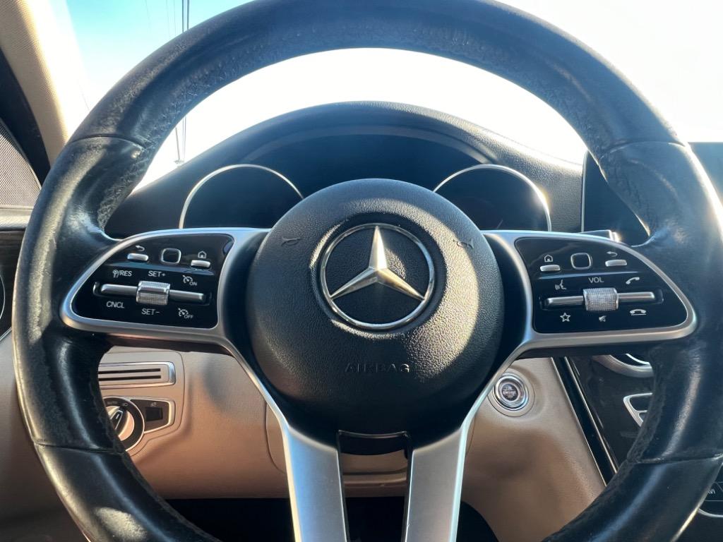 2019 Mercedes-Benz C-Class C300 photo