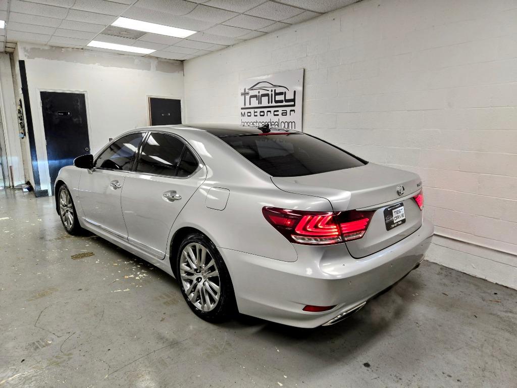 2013 Lexus LS 460 photo
