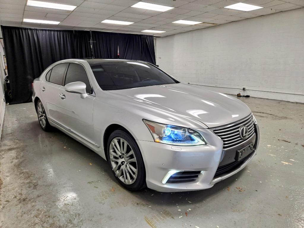 2013 Lexus LS 460 photo