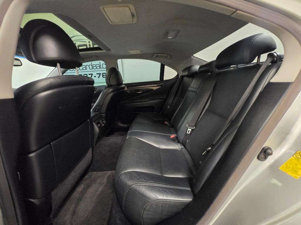 2013 Lexus LS 460 photo