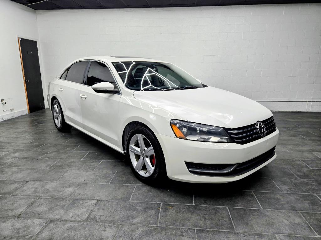 2012 Volkswagen Passat - $9,995