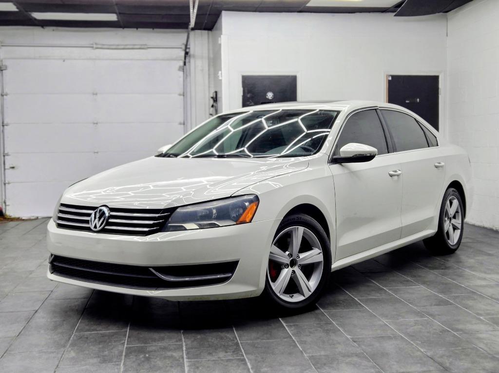 2012 Volkswagen Passat - $9,995