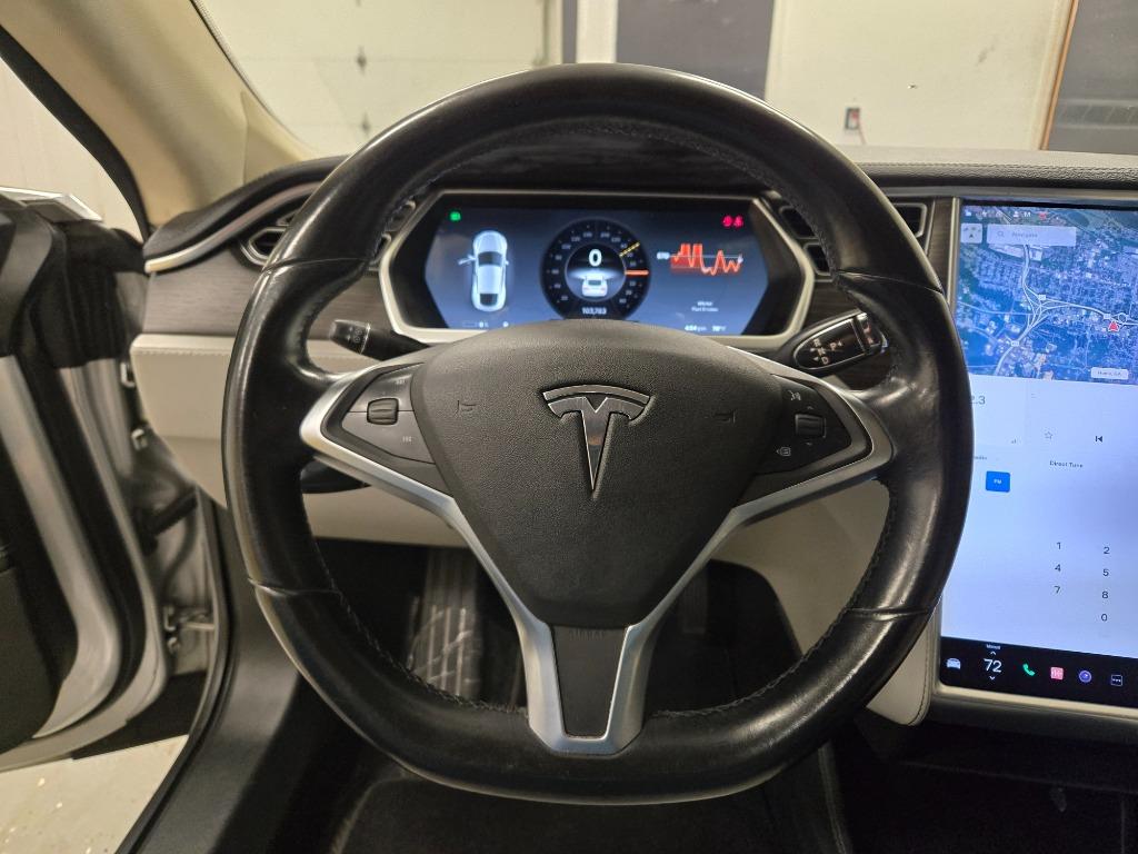 2014 Tesla Model S photo