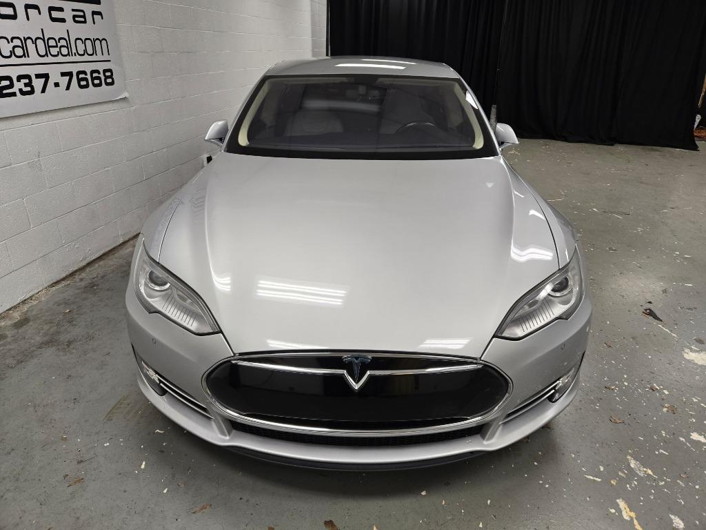2014 Tesla Model S photo