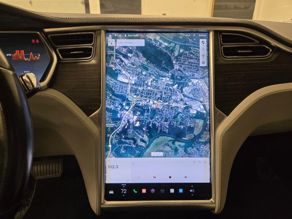 2014 Tesla Model S photo