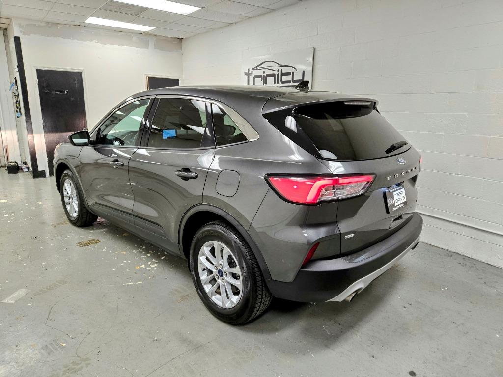 2020 Ford Escape - $17,995
