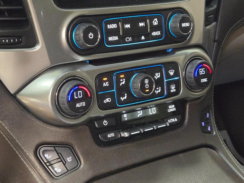 2016 Chevrolet Suburban 1500 LTZ photo