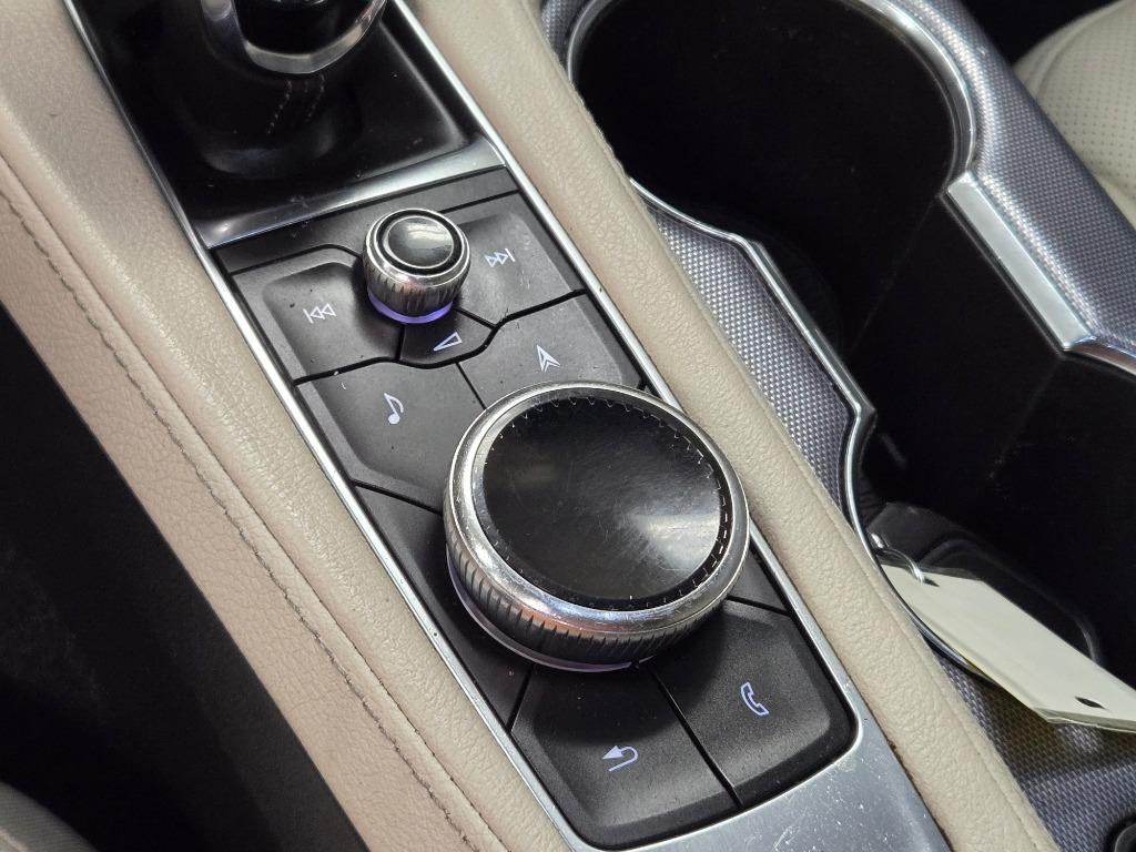 2022 Cadillac CT4 Premium Luxury photo