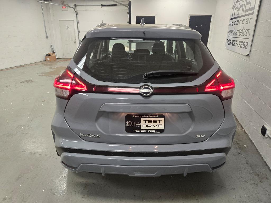2022 Nissan Kicks SV photo